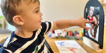 Teach "I am special" to your children at home!