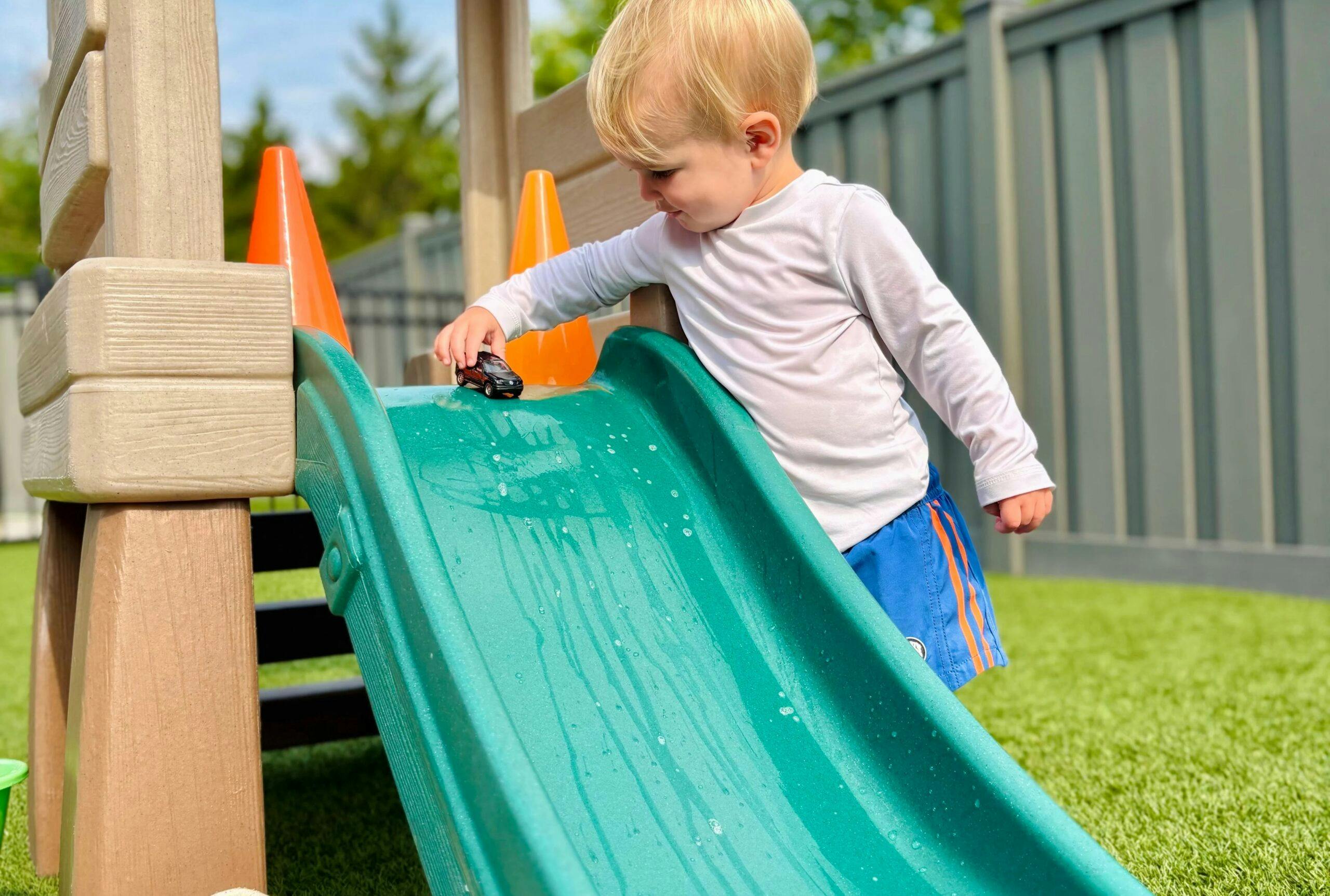 Toddler separation anxiety is normal! At Little Sunshine's, we make it our mission to put your mind at ease.